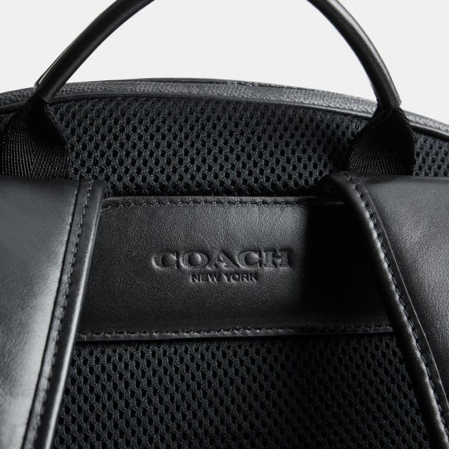 Coach hombres mochila charter en lona de firma carbón L82882676